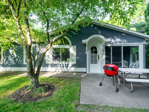 140 Webster Avenue, South Haven, MI 49090