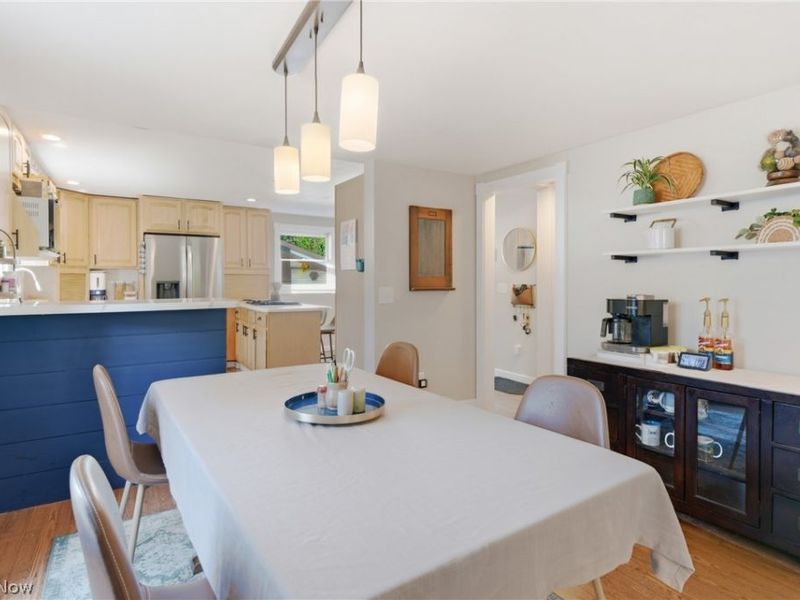 3674 Stoer Road, Shaker Heights, OH 44122 Photo 11