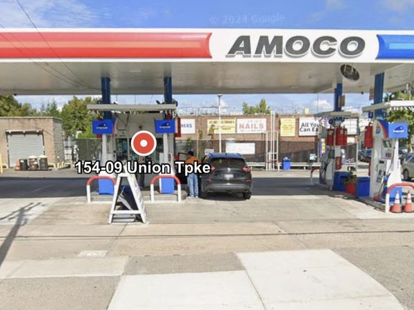 154-09 Union Turnpike , Flushing, NY 11367