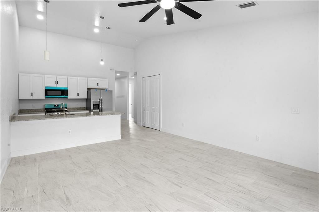 937 Jaguar Blvd , Lehigh Acres, FL 33974 Photo