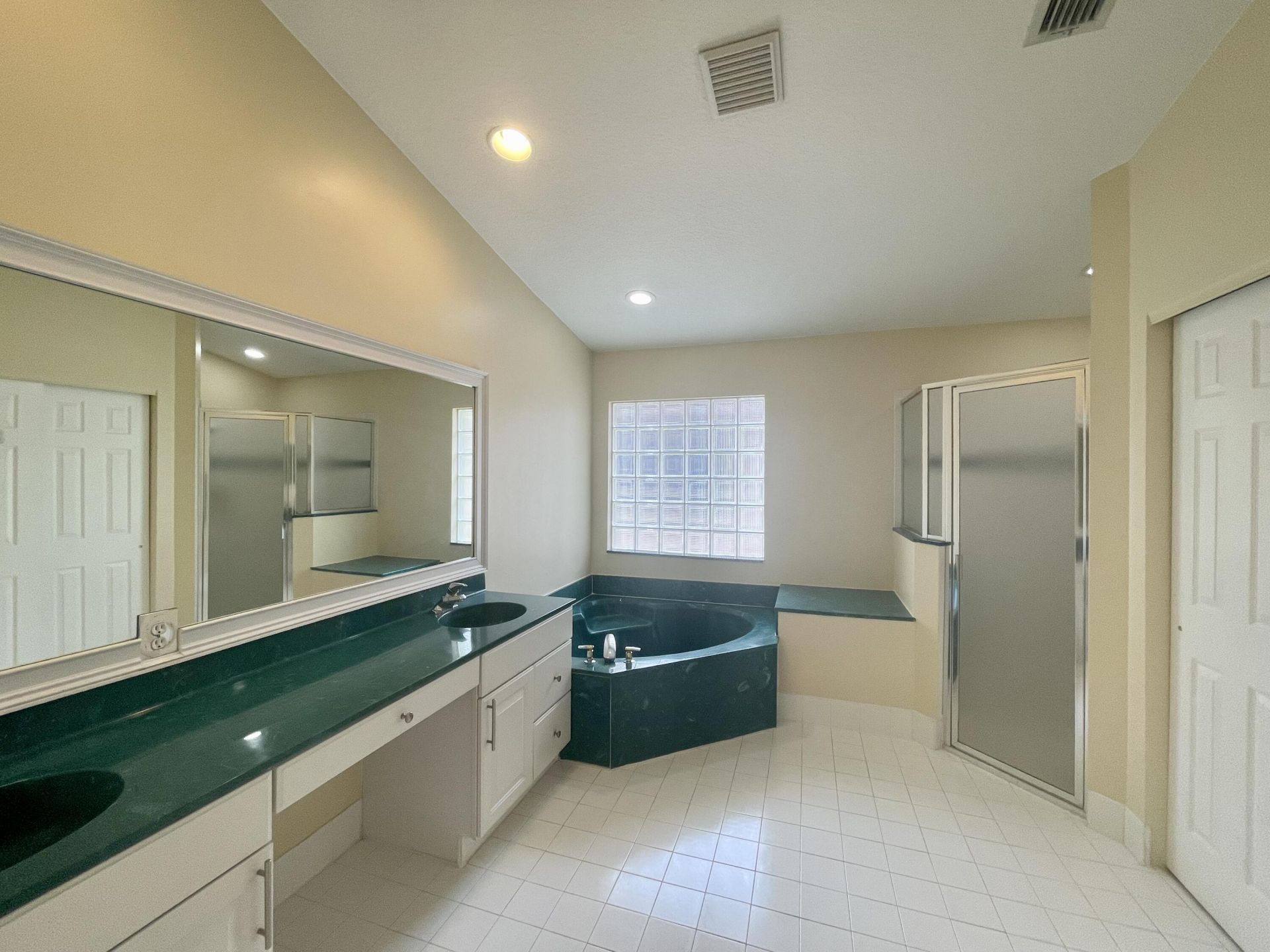 2425 Pigeon Cay, West Palm Beach, FL 33411 Photo