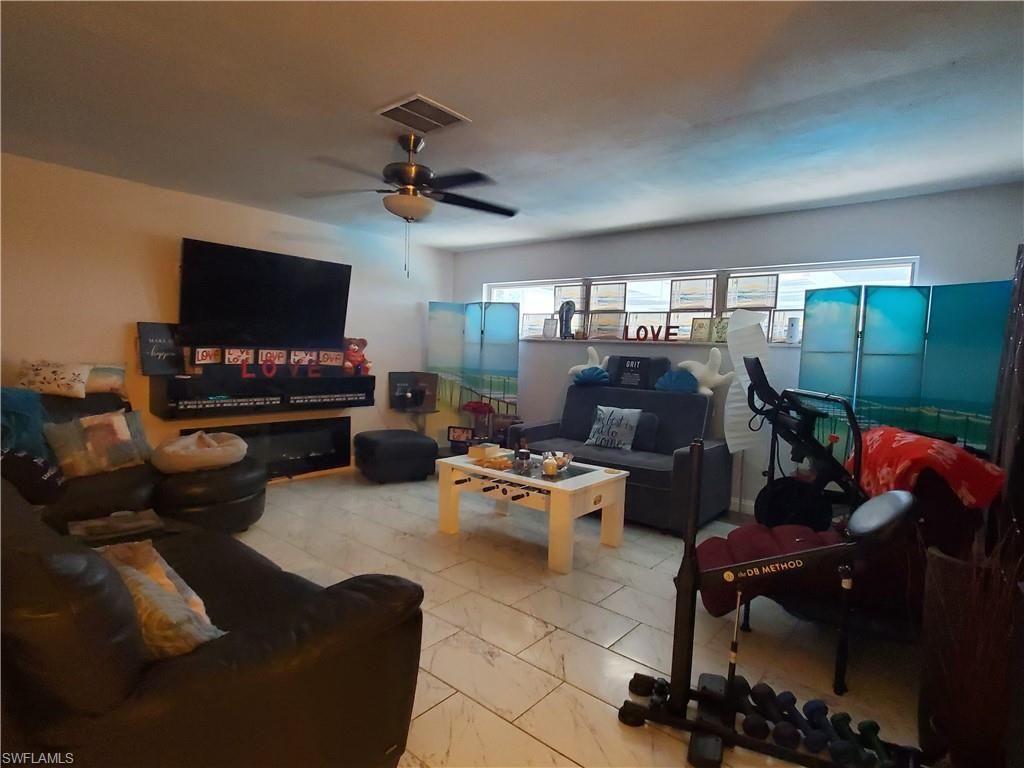 306 Hollywood St, Lehigh Acres, FL 33936 Photo