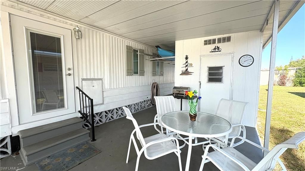 748 Park Ave, North Fort Myers, FL 33917 Photo