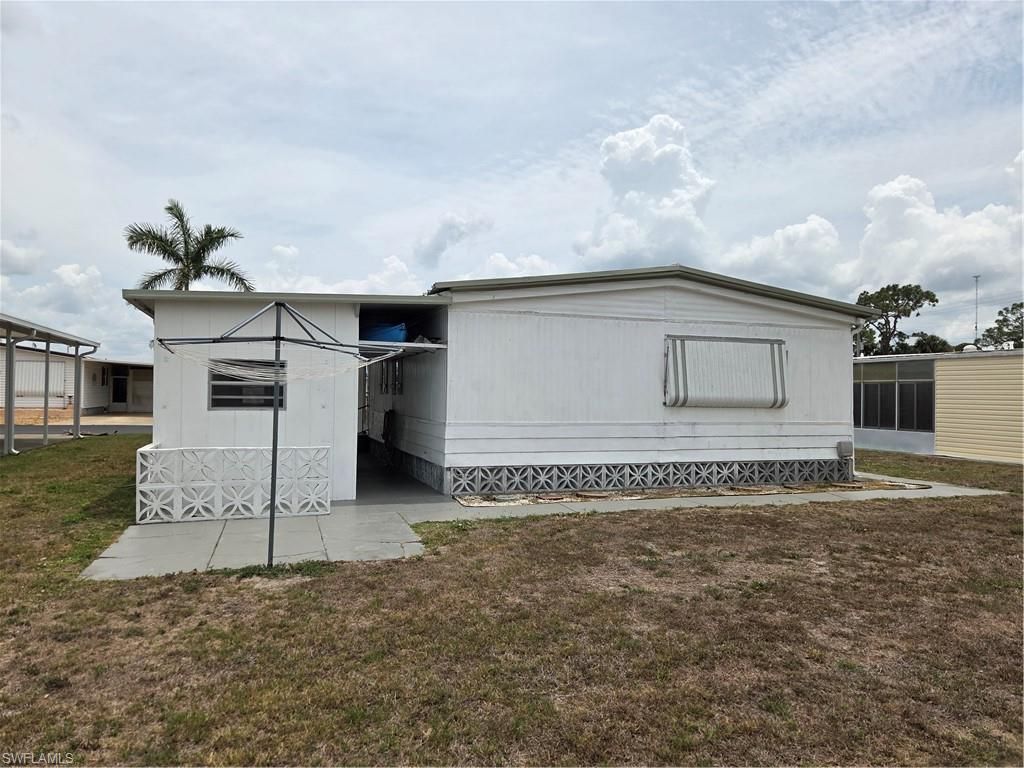 748 Park Ave, North Fort Myers, FL 33917 Photo