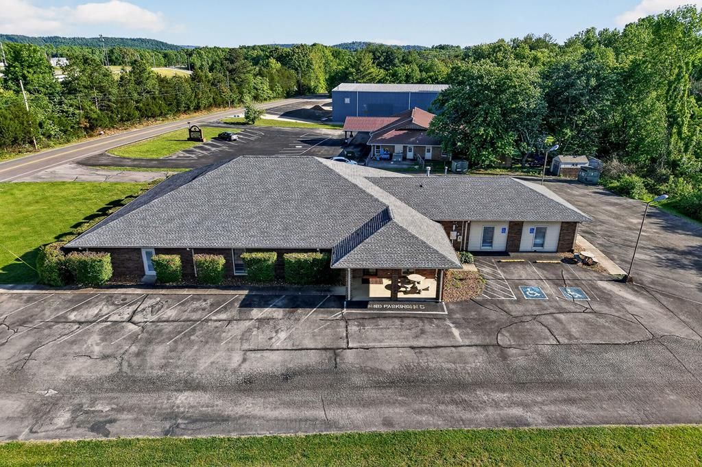 1150 Chocolate Dr., Cookeville, TN 38506 Main Photo