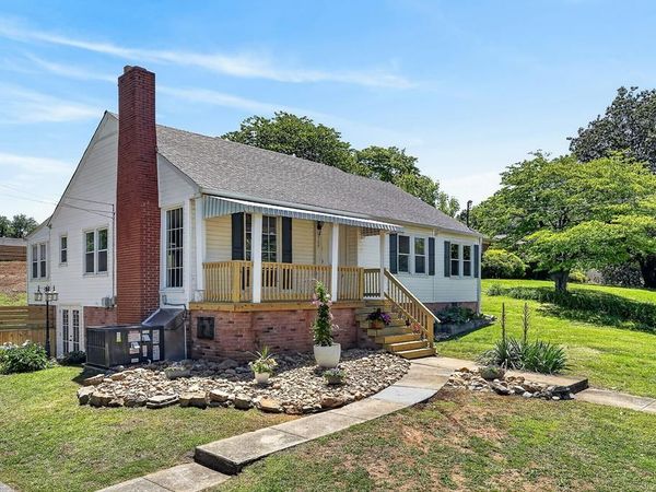 128 Young, Sparta, TN 38583