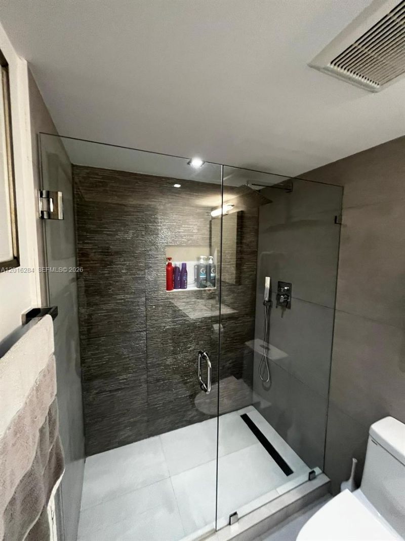 1627 Brickell Ave, Unit 1204, Miami, FL 33129 Photo