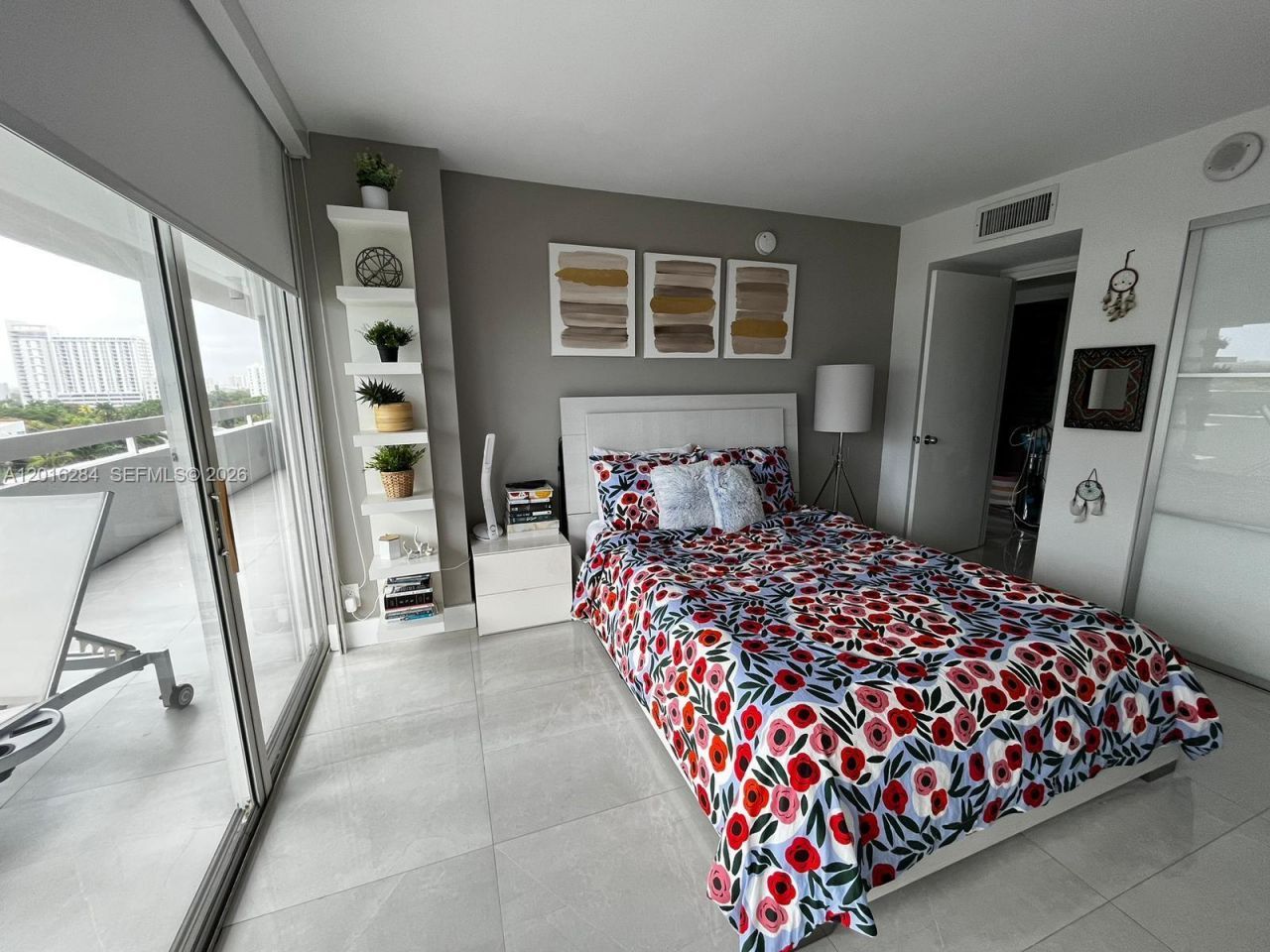1627 Brickell Ave, Unit 1204, Miami, FL 33129 Photo