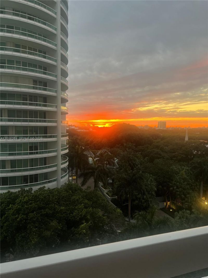 1627 Brickell Ave, Unit 1204, Miami, FL 33129 Photo