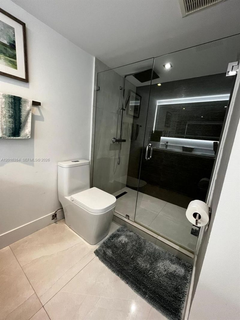 1627 Brickell Ave, Unit 1204, Miami, FL 33129 Photo