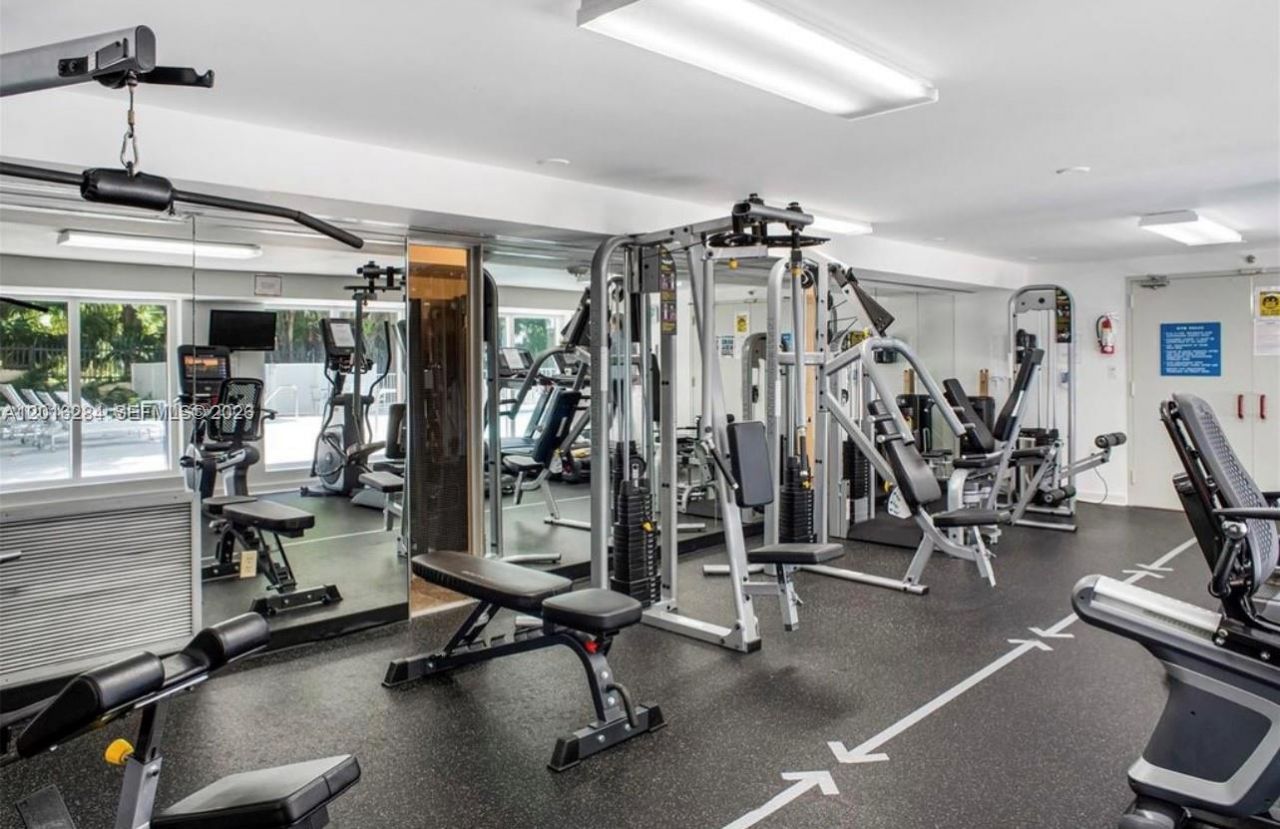1627 Brickell Ave, Unit 1204, Miami, FL 33129 Photo