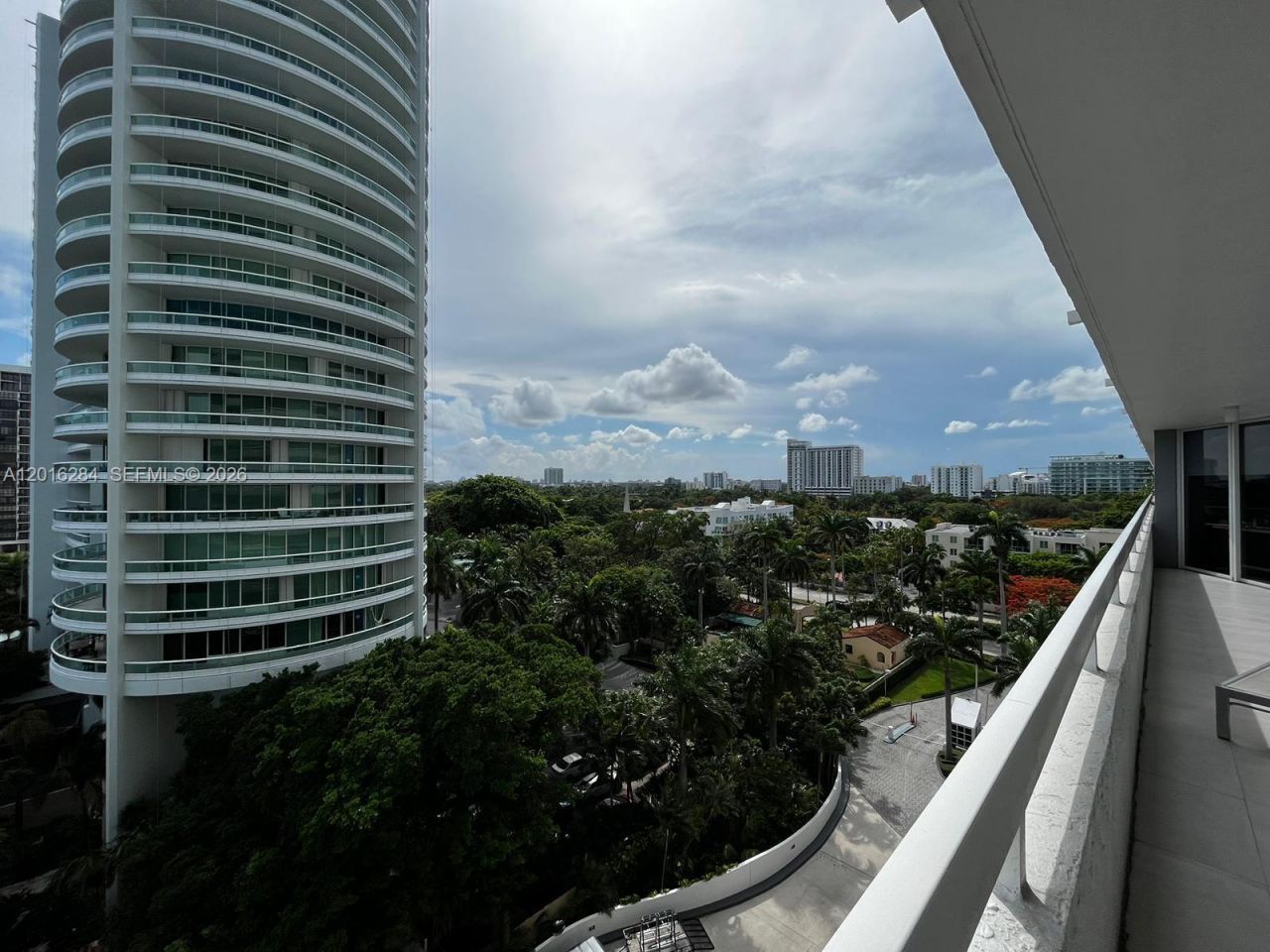 1627 Brickell Ave, Unit 1204, Miami, FL 33129 Photo