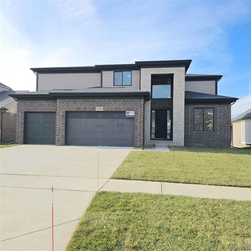 50147 Mustang Drive, Macomb Township, MI 48042 Main Photo