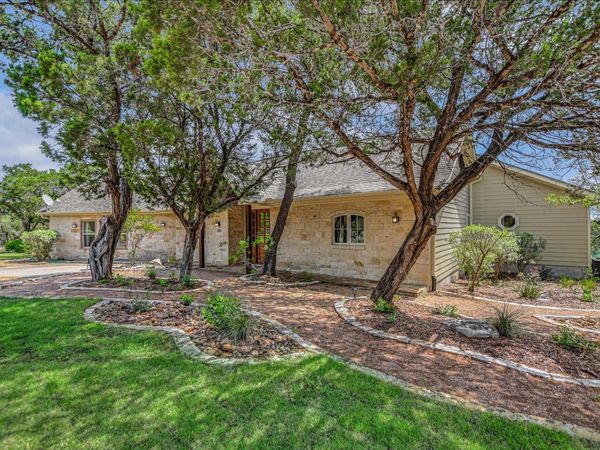 590 Rancho Grande DR, Wimberley, TX 78676