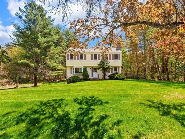 3 Cortland Drive, Salem, NH 03079