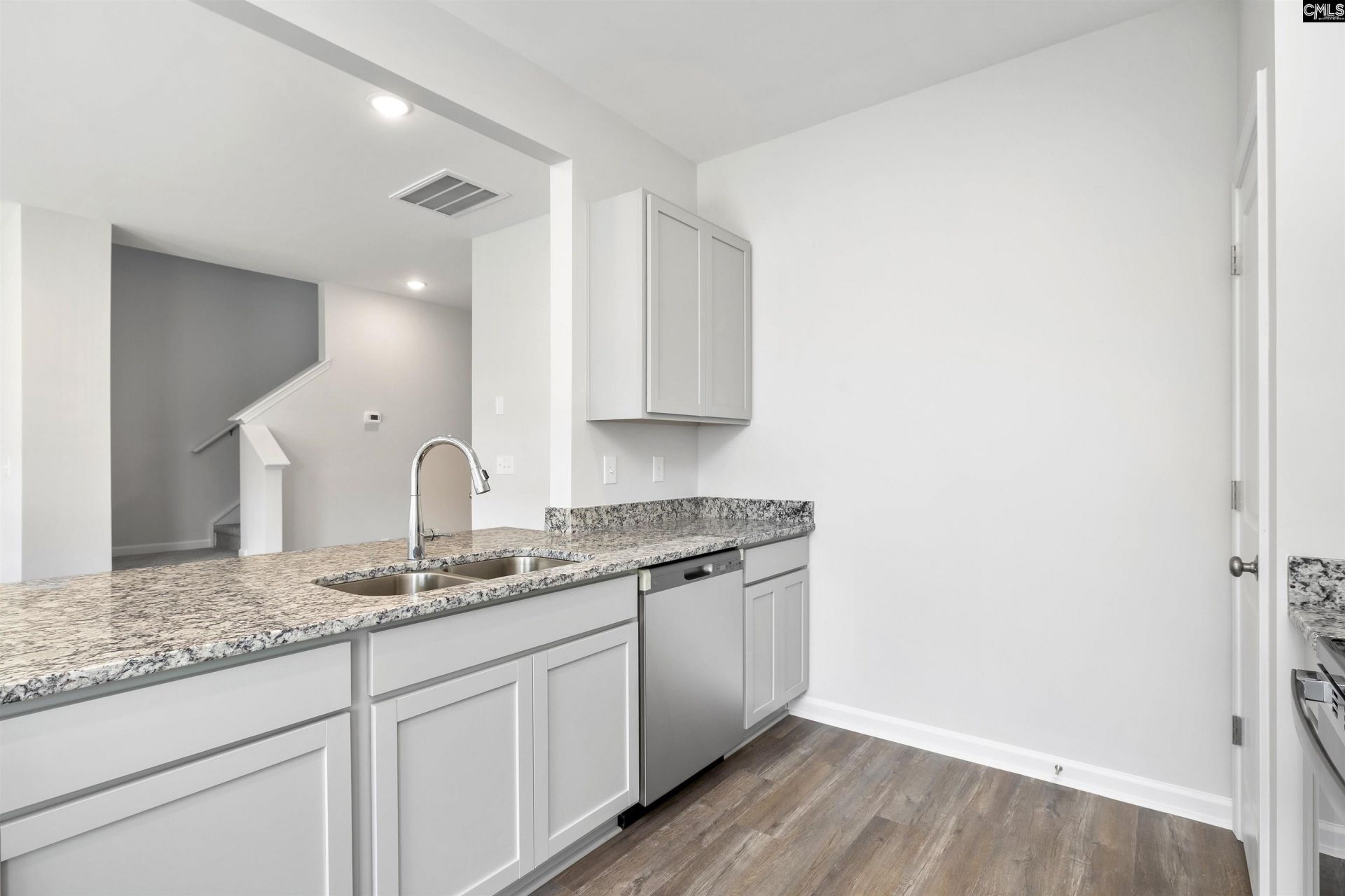 321 Hardwick Drive Photo 12