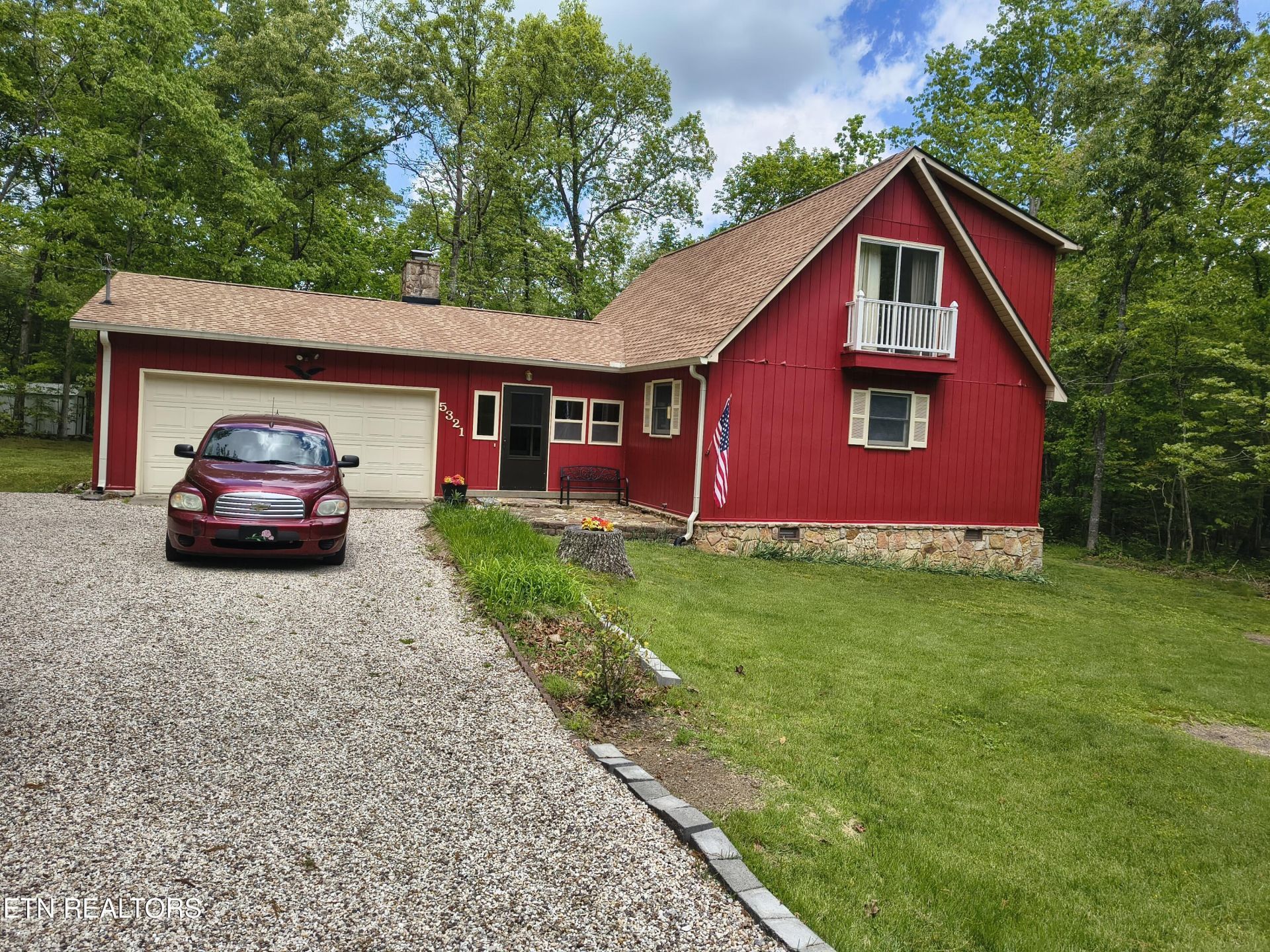 5321 Pawnee Rd Crossville, TN 38572