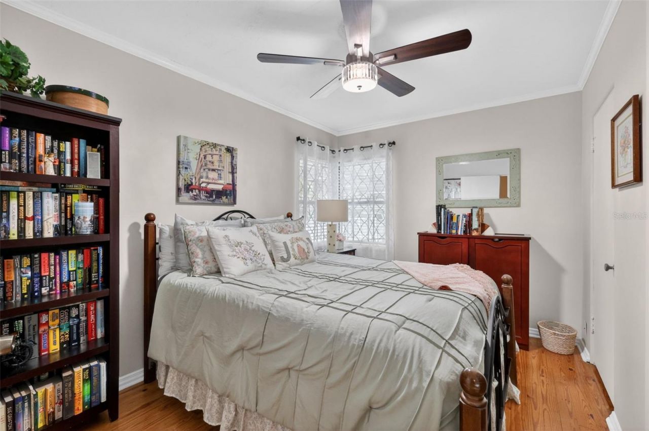 32739 Lake Eustis Drive, Tavares, FL 32778 Photo