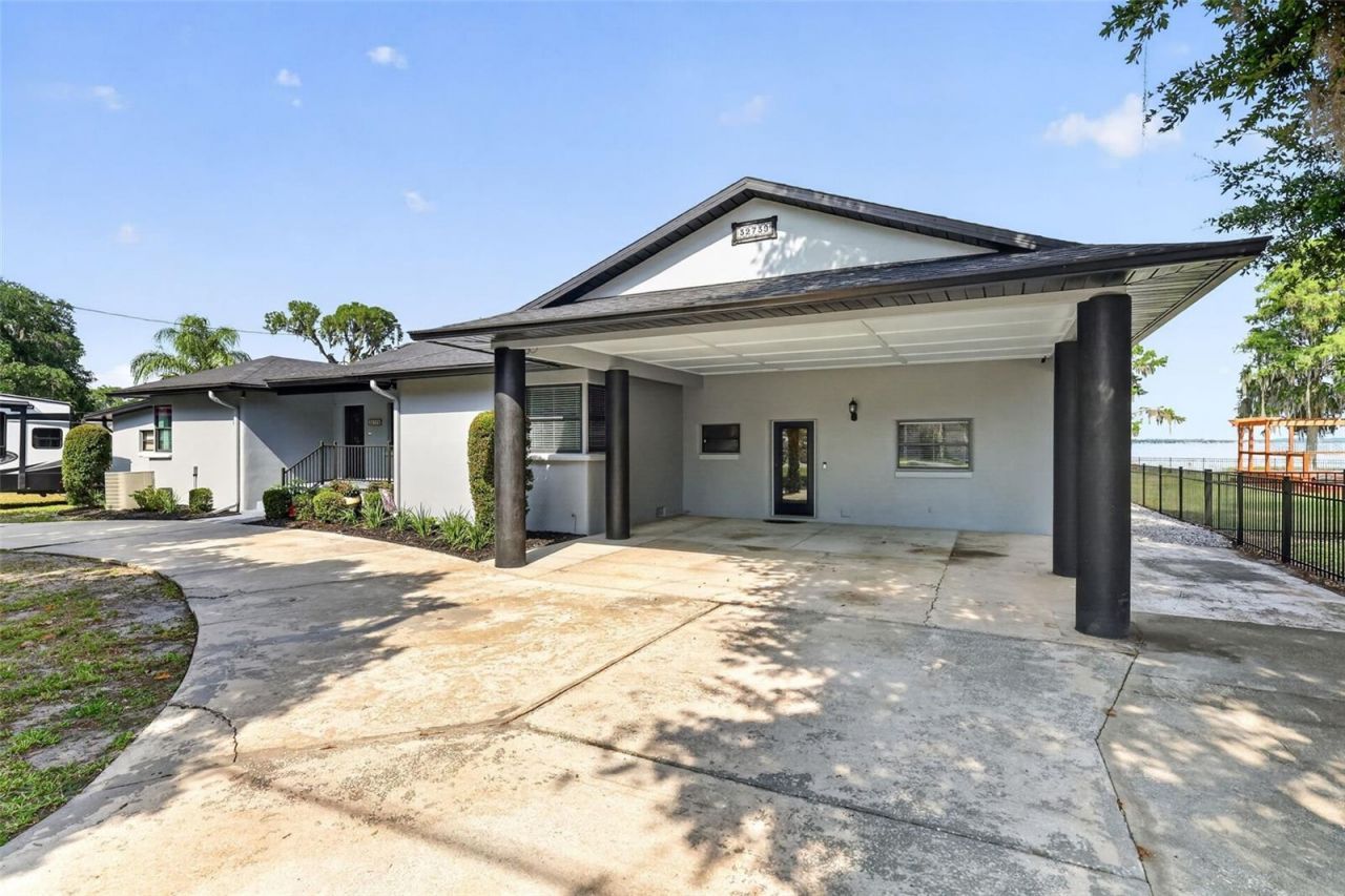 32739 Lake Eustis Drive, Tavares, FL 32778 Photo