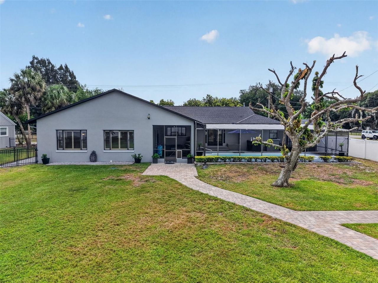 32739 Lake Eustis Drive, Tavares, FL 32778 Photo
