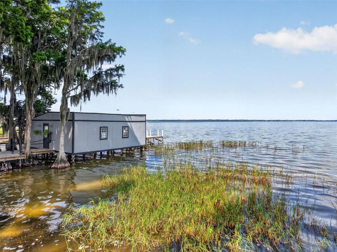 32739 Lake Eustis Drive, Tavares, FL 32778 Photo