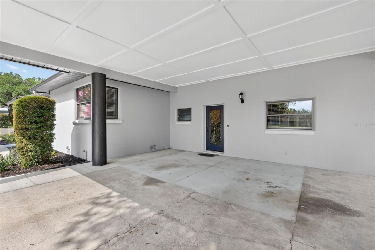 32739 Lake Eustis Drive, Tavares, FL 32778 Photo