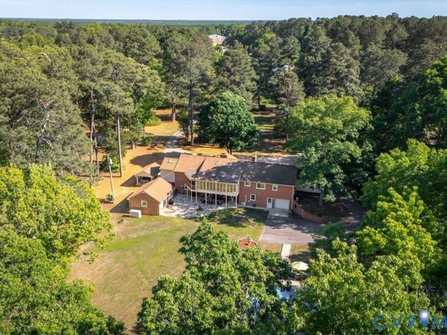 Property Image 100