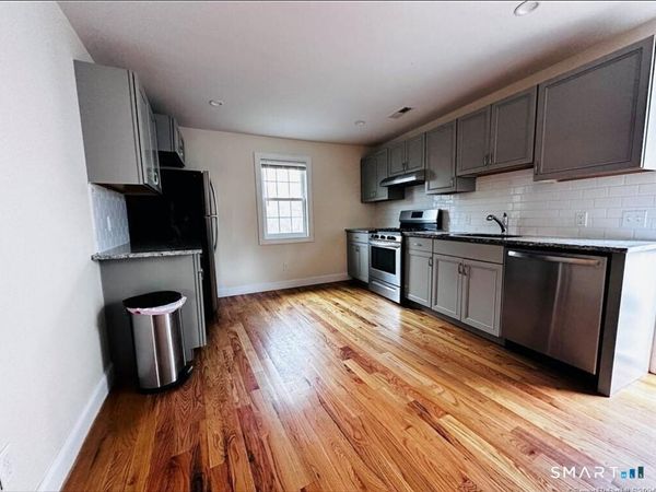 31 Brainerd, Unit 2, Branford, CT 06405