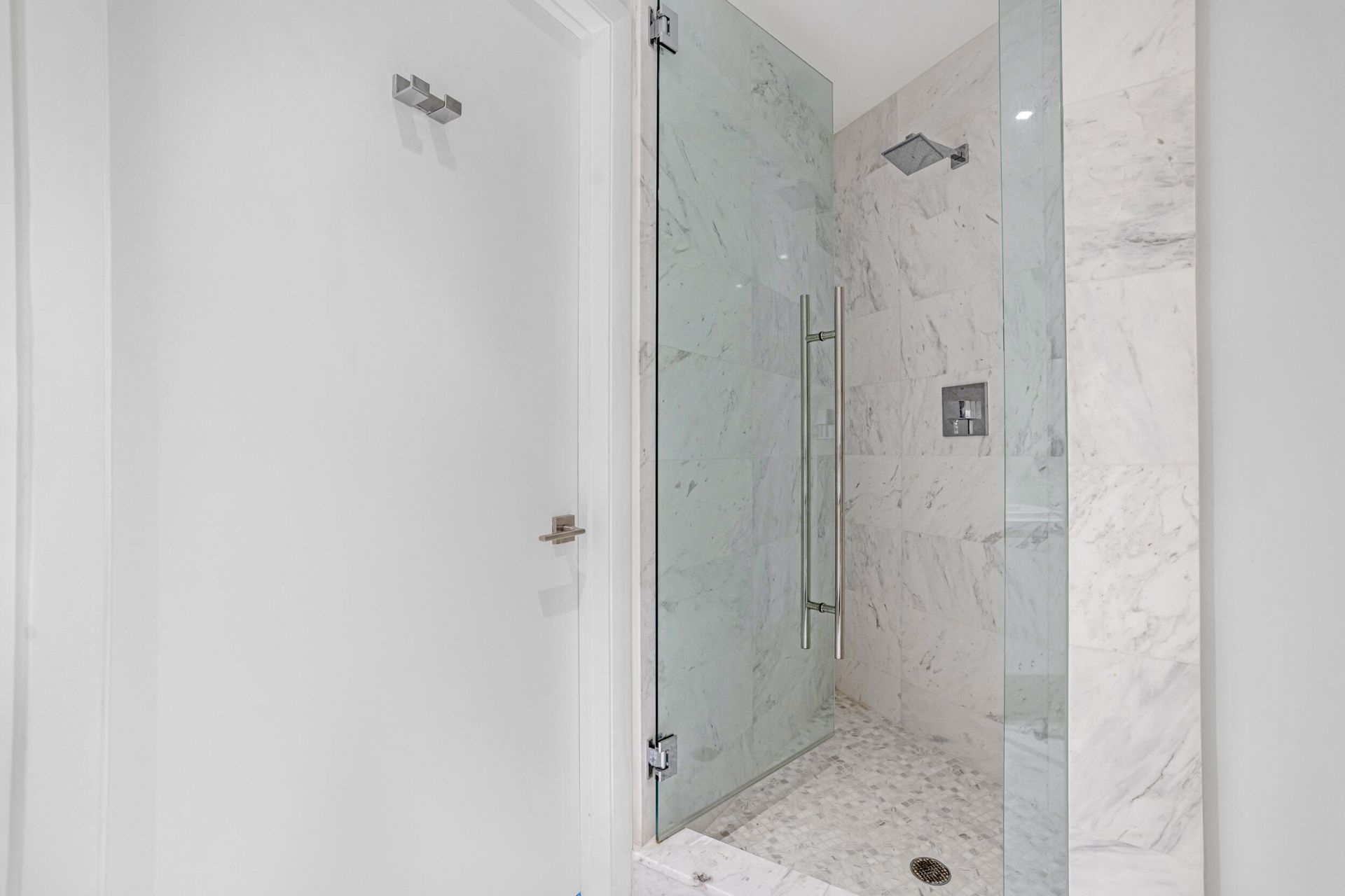 701 N Fort Lauderdale Beach Boulevard, Unit 406, Fort Lauderdale, FL 33304 Photo