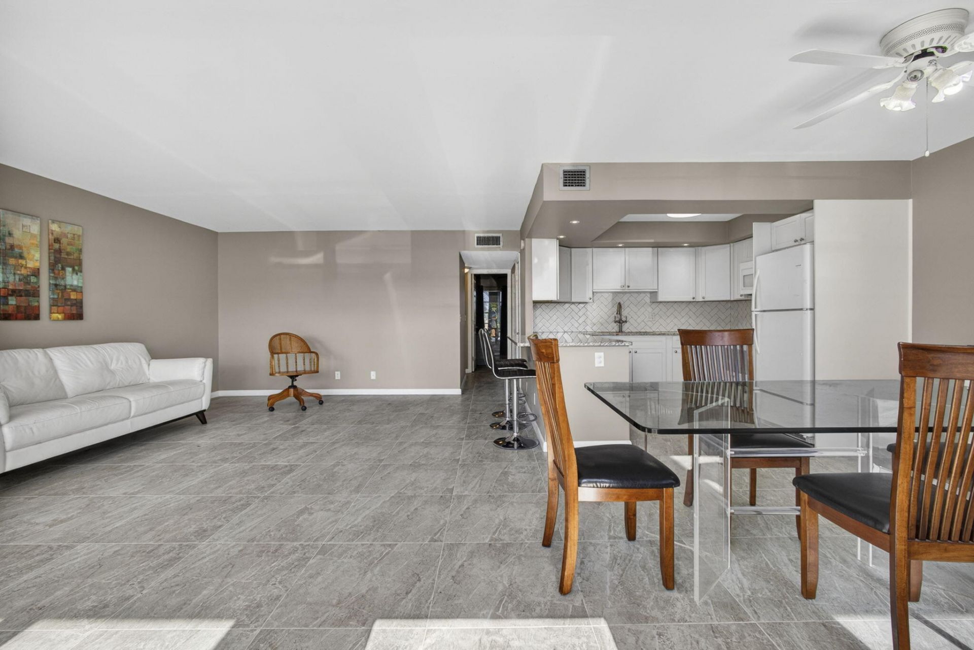 105 Greenbrier C, West Palm Beach, FL 33417 Photo