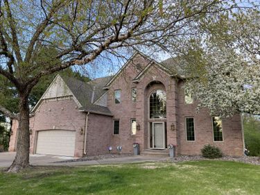 5754 Pond Drive, Shoreview, MN 55126