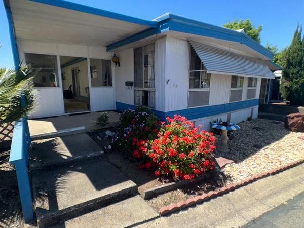 75 Redwood Ln, Folsom, CA 95630