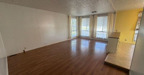 75 Redwood Ln, Folsom, CA 95630 Photo