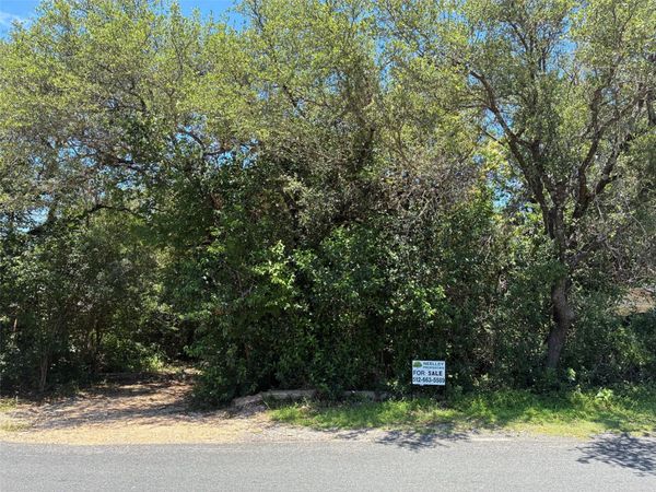 14957 Arrowhead DR, Leander, TX 78641