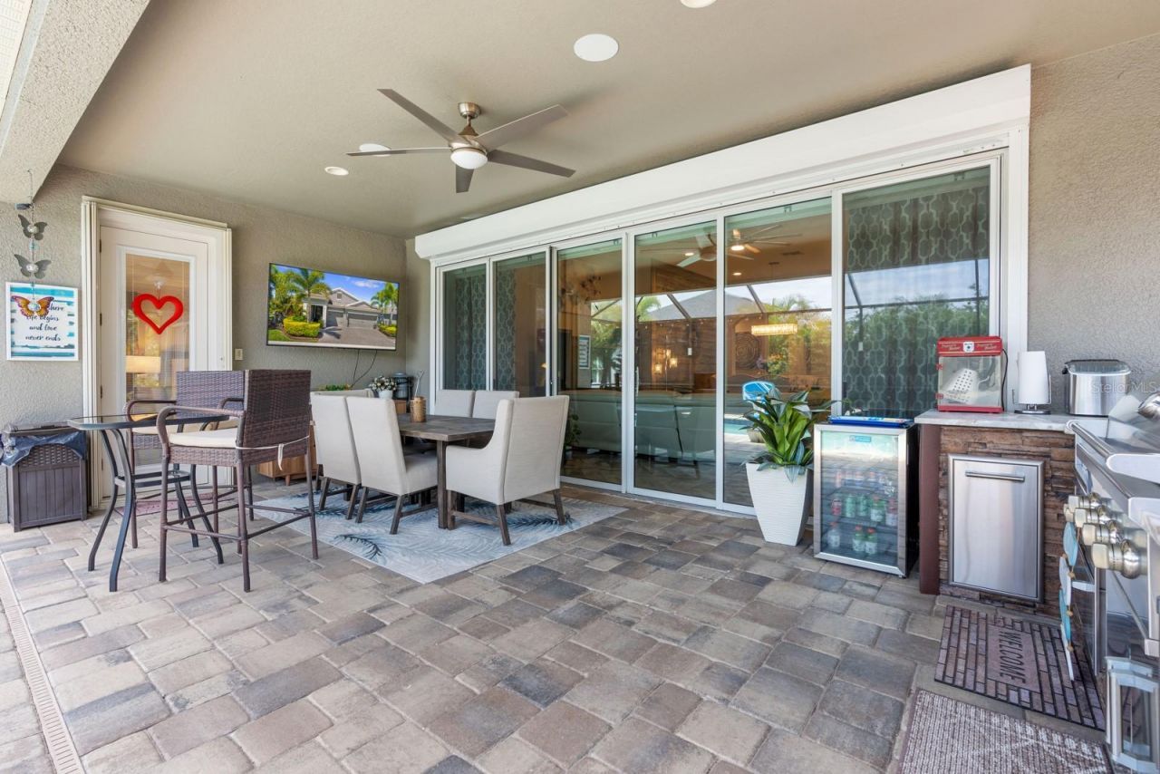 7702 Paradiso Drive, Apollo Beach, FL 33572 Photo