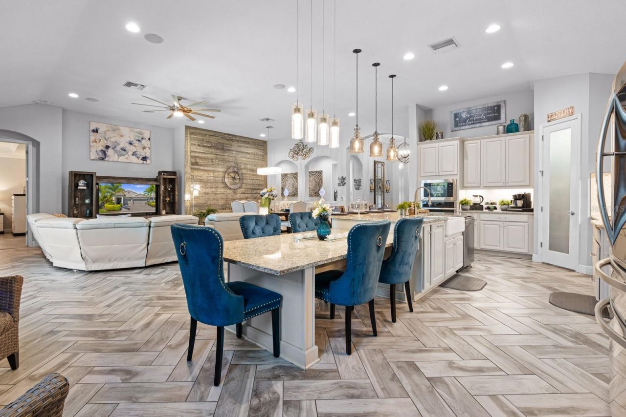7702 Paradiso Drive, Apollo Beach, FL 33572 Photo