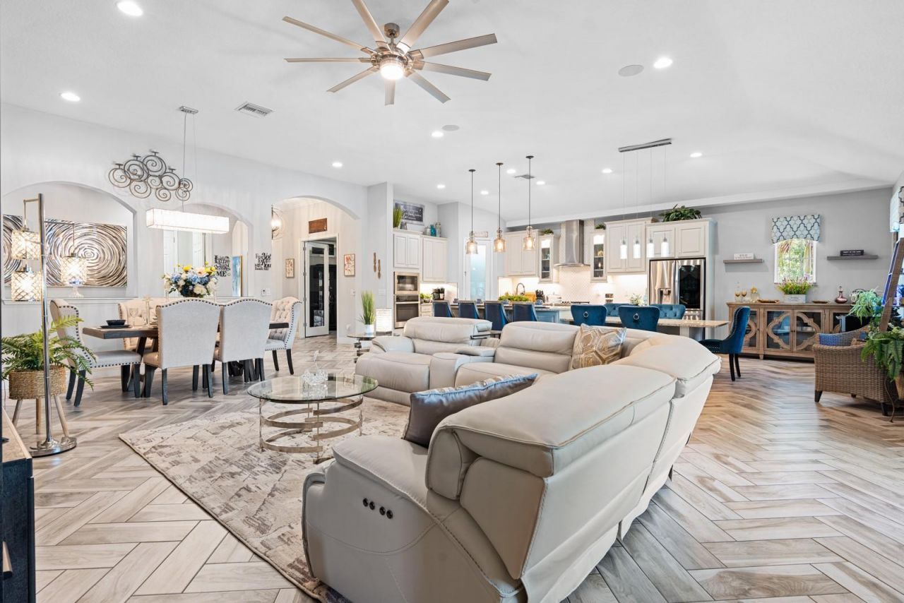 7702 Paradiso Drive, Apollo Beach, FL 33572 Photo