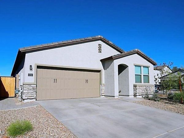 5722 W GETTY Drive, Phoenix, AZ 85043