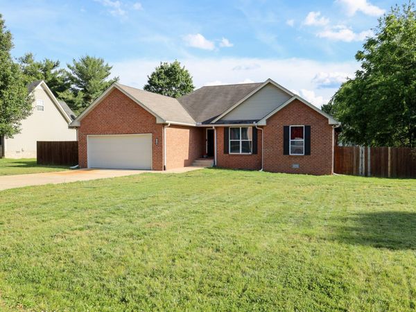 518 Melanie Dr , Lebanon, TN 37087