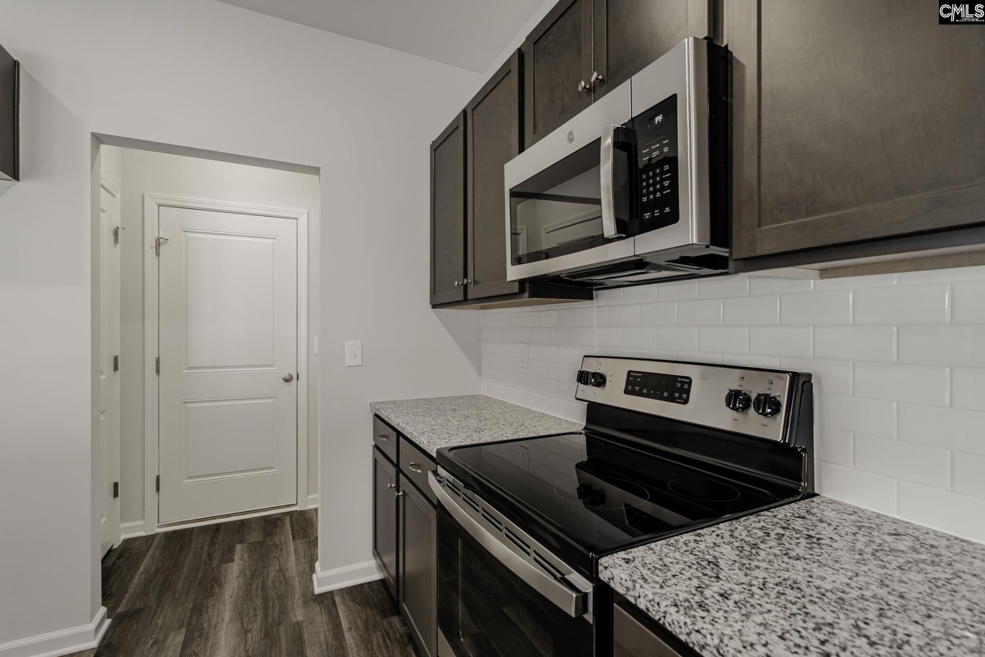 325 Hardwick Drive  Photo 10