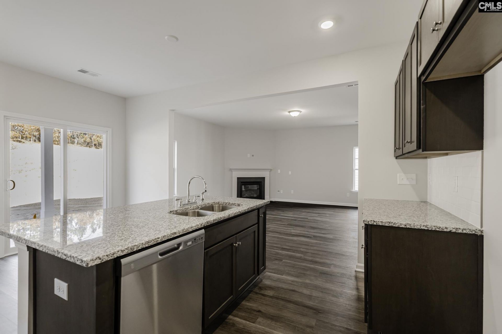 325 Hardwick Drive  Photo 11