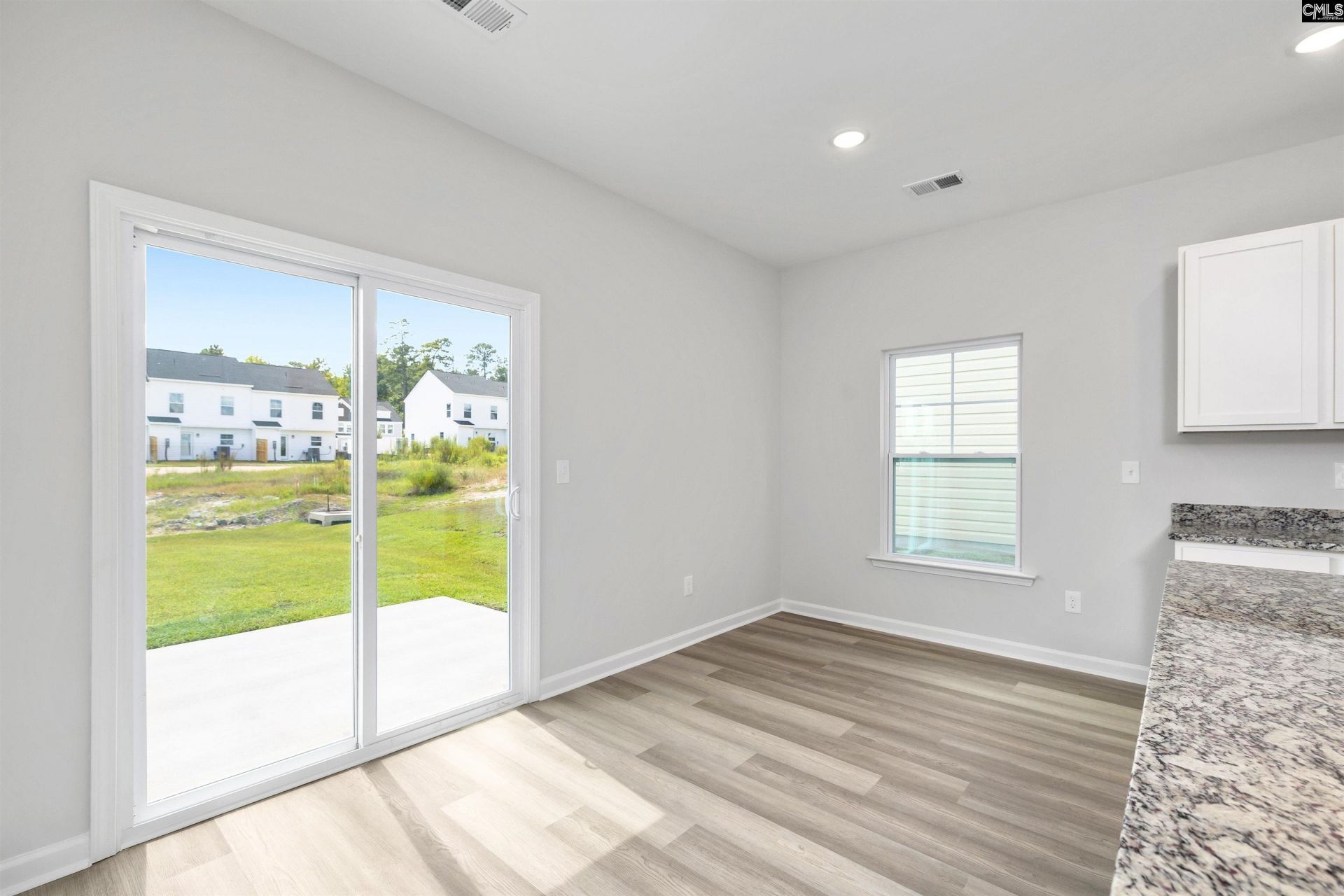 325 Hardwick Drive Photo 15