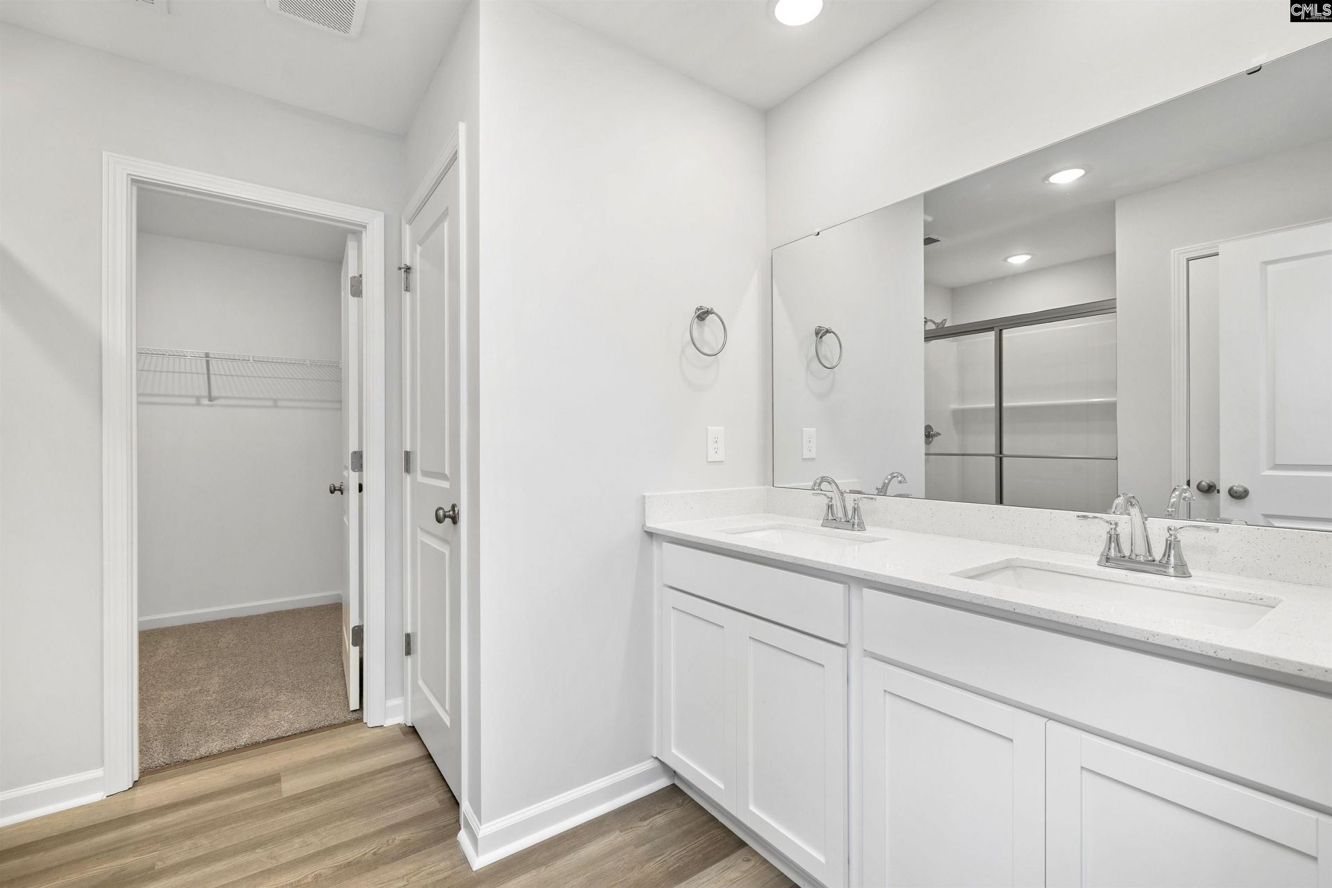 325 Hardwick Drive Photo 28