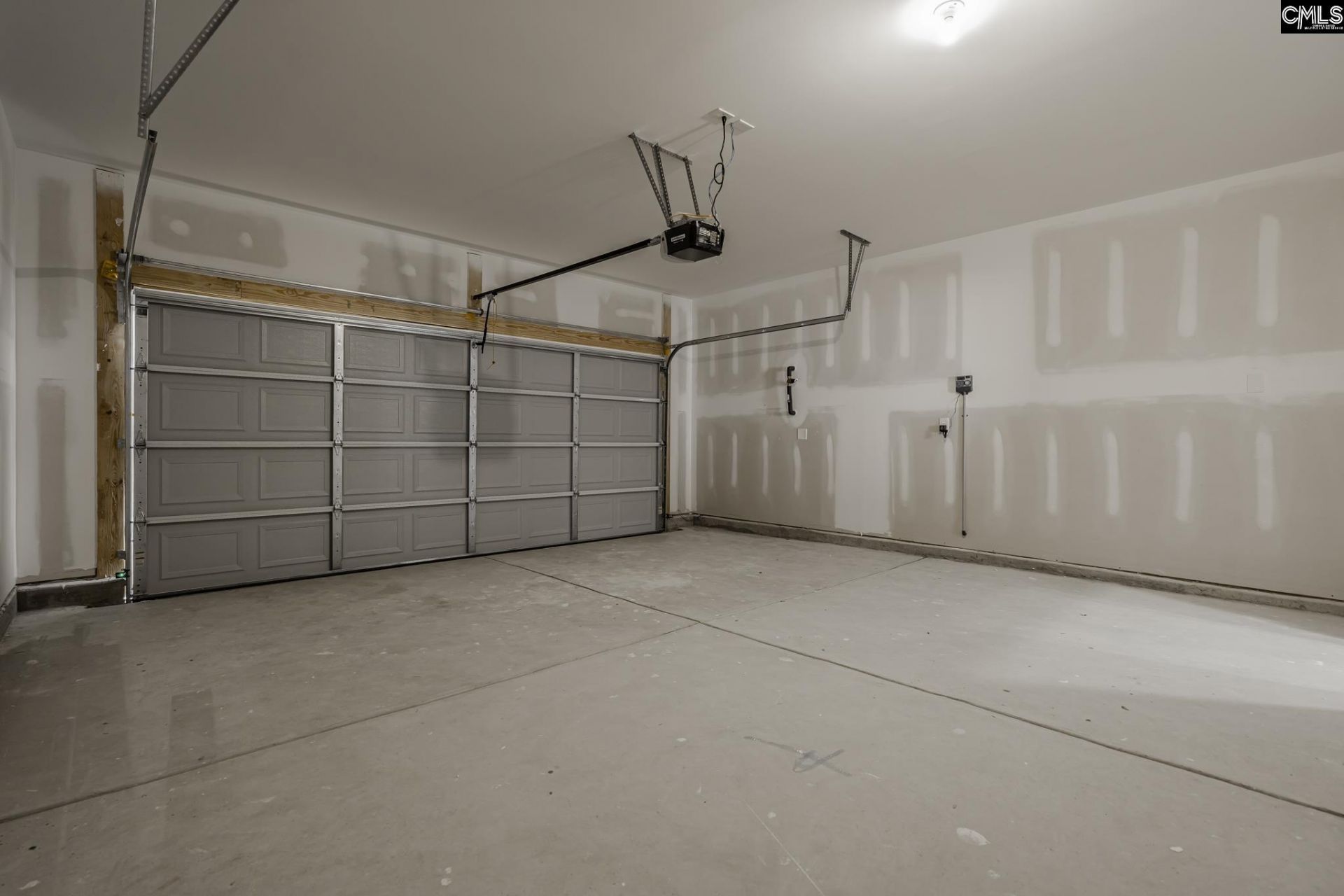 325 Hardwick Drive  Photo 31