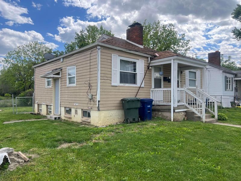 2663-2665 Avalon Place, Columbus, OH 43219 Photo 2