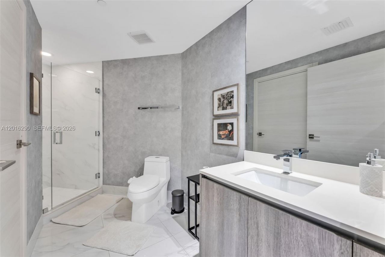 801 S Miami Ave , Unit 1805, Miami, FL 33130 Photo