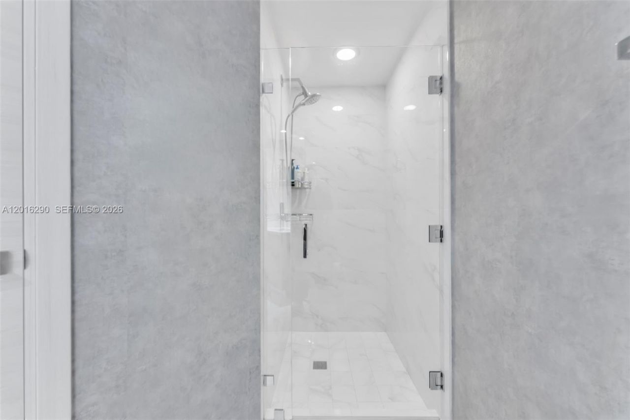 801 S Miami Ave , Unit 1805, Miami, FL 33130 Photo