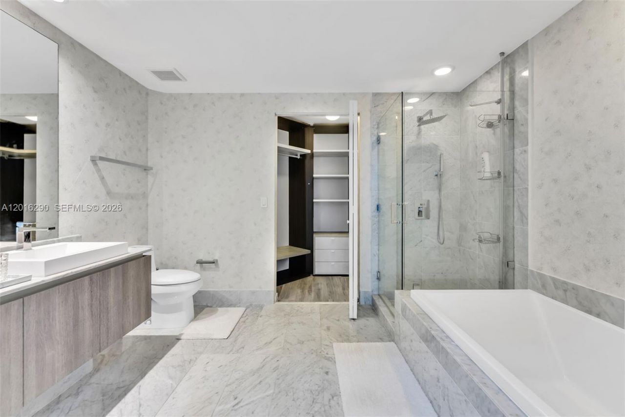 801 S Miami Ave , Unit 1805, Miami, FL 33130 Photo