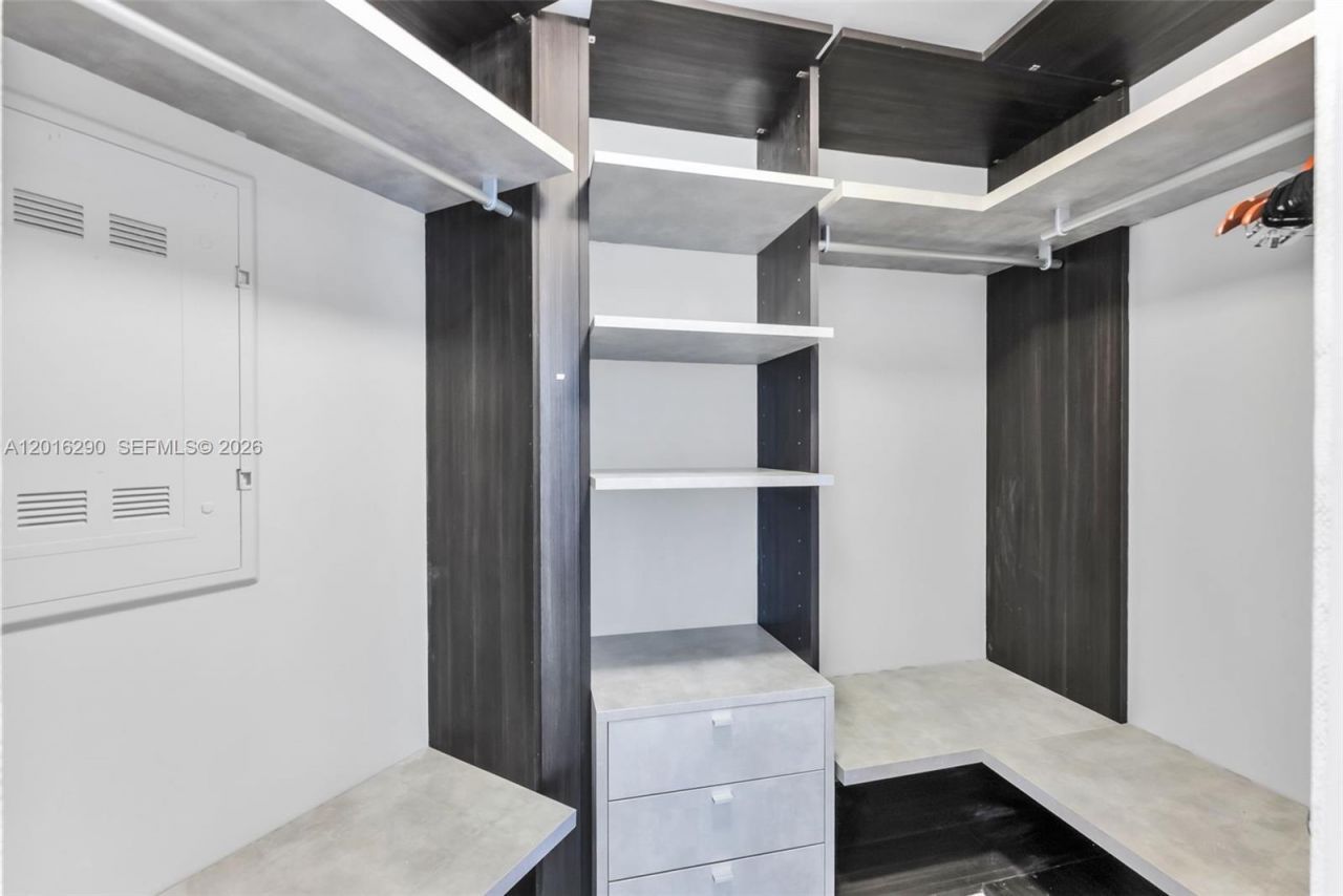 801 S Miami Ave , Unit 1805, Miami, FL 33130 Photo