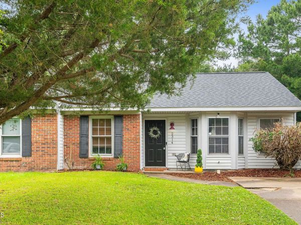 2314 Knollwood Lane, Midway Park, NC 28544